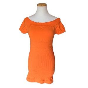 Arden B orange off the shoulder top. Size M